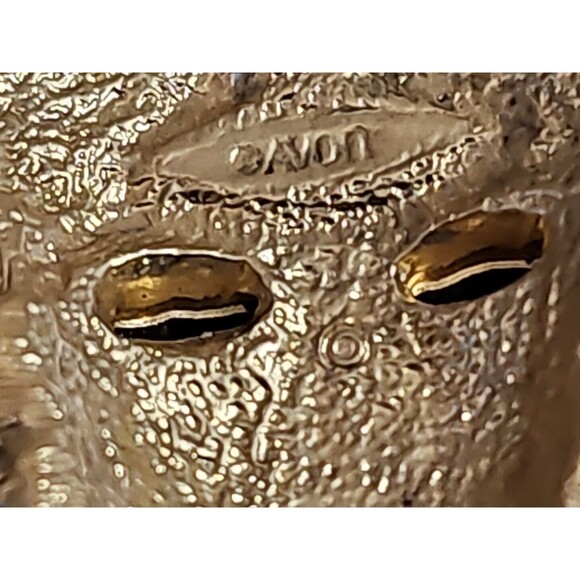 Vintage Avon Gold Tone African Mask Brooch & Earrings Set Aztec Mayan Tribal - Picture 5 of 10